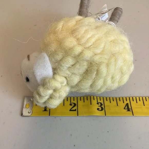 Pier 1 One Imports set of 4 wool sheep green yellow pink white Easter Ho… - Picture 8 of 9